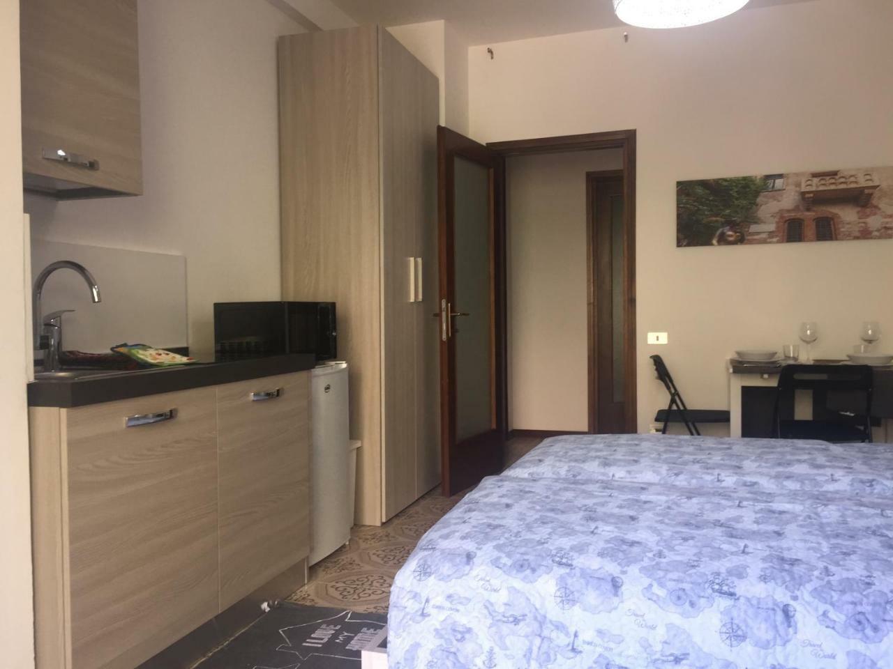 Room Verona Holidays Exterior photo